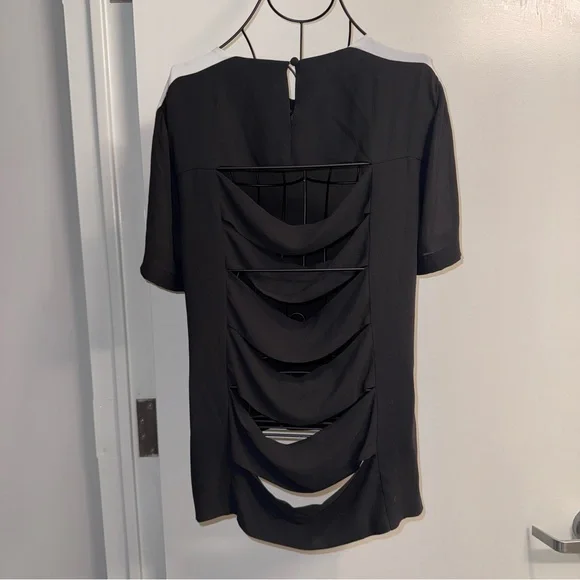 BCBGMaxAzria Black Cutout Back Short Sleeve Blouse - Picture 5 of 9